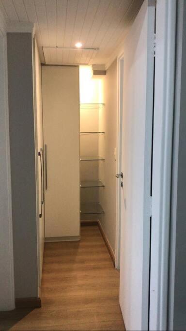 Apartamento Flat Mobiliado Em - Ap 124 L Hirondelle